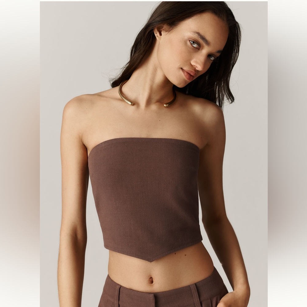 4th & Reckless Macie Linen-Blend Strapless
Crop Top